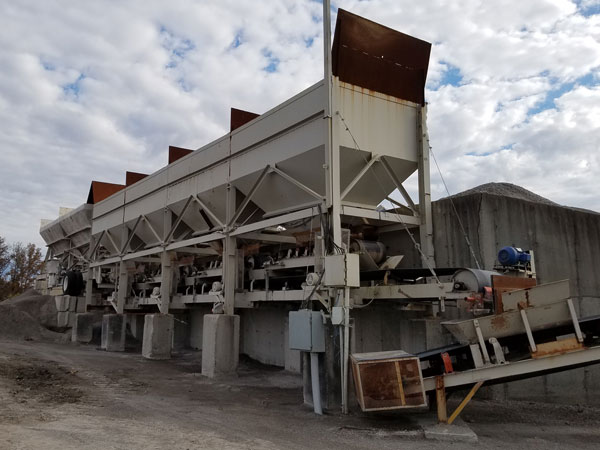 Four 8'x12' + Two 9'x13' Cold Feed Bins