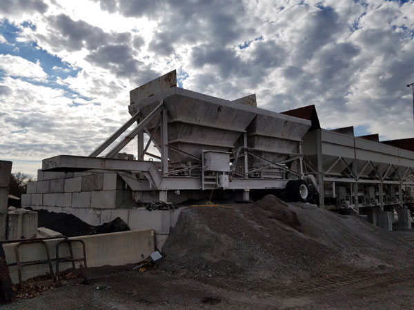 Four 8'x12' + Two 9'x13' Cold Feed Bins